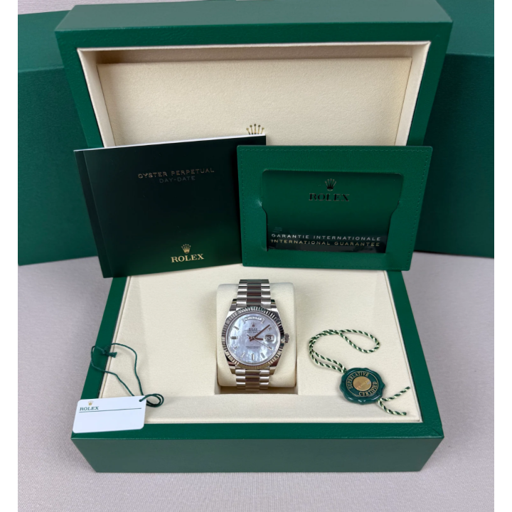 Rolex Daydate "MOP" - 2025 - Nuevo