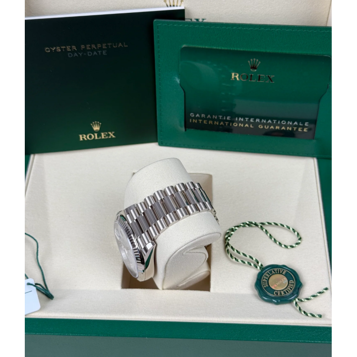 Rolex Daydate "MOP" - 2025 - Nuevo