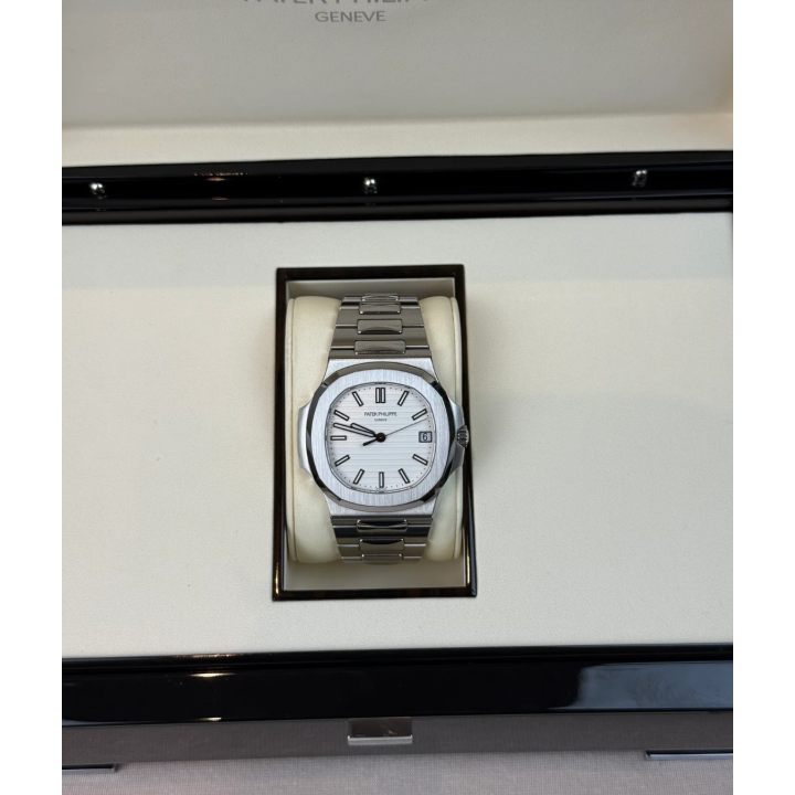 Patek Philippe Nautilus "Blanco"