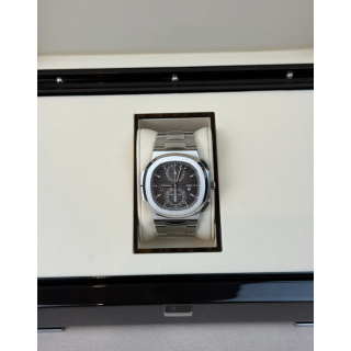 Patek Philippe - Nautilus - 2018